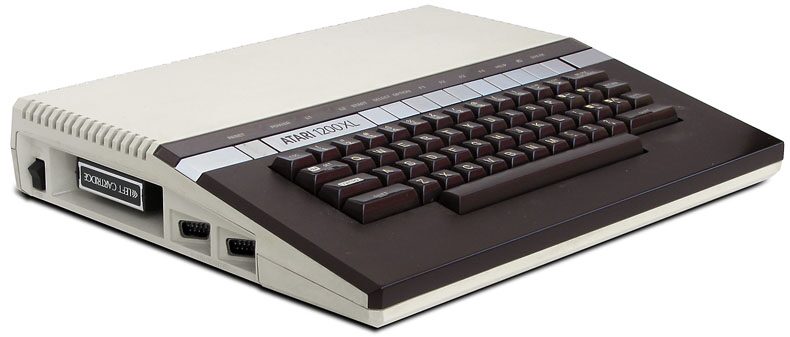Atari 1200XL - Fte: https://oldcomputers.net/